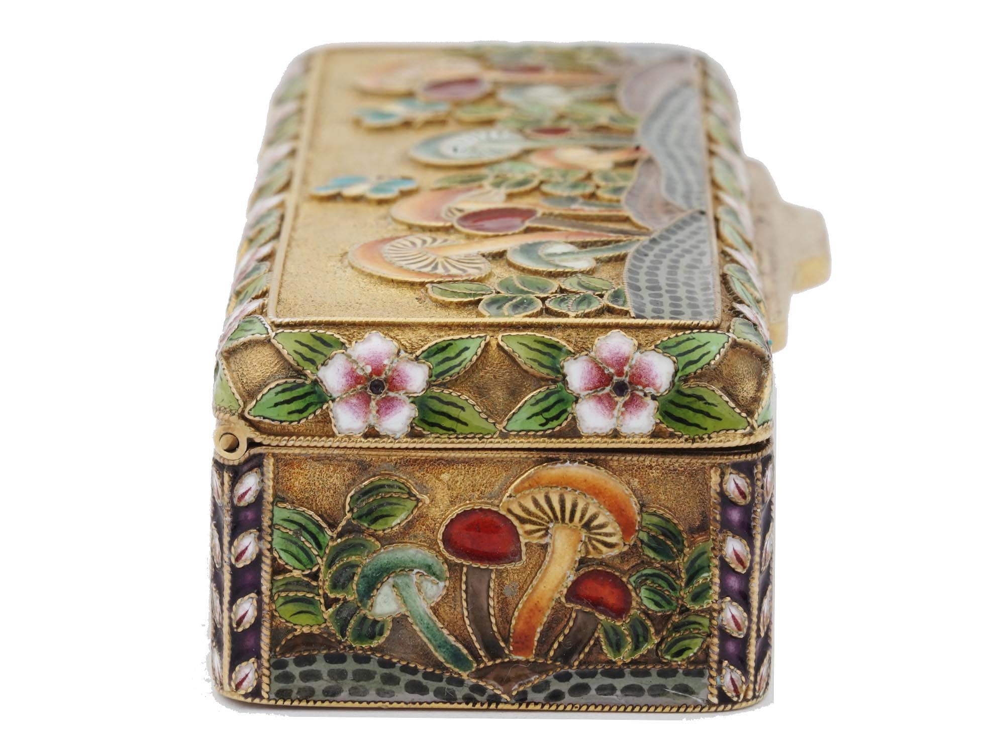 RUSSIAN 88 GILT SILVER CLOISONNE ENAMEL PILL BOX PIC-4